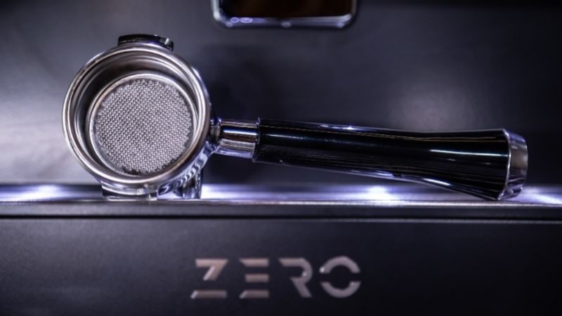 The 54mm portafilter will enrich your espressos!