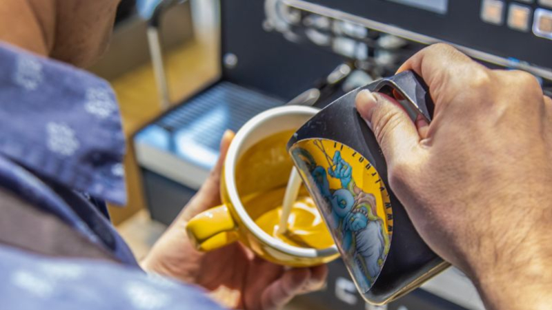 How to Perfect Milk Frothing 