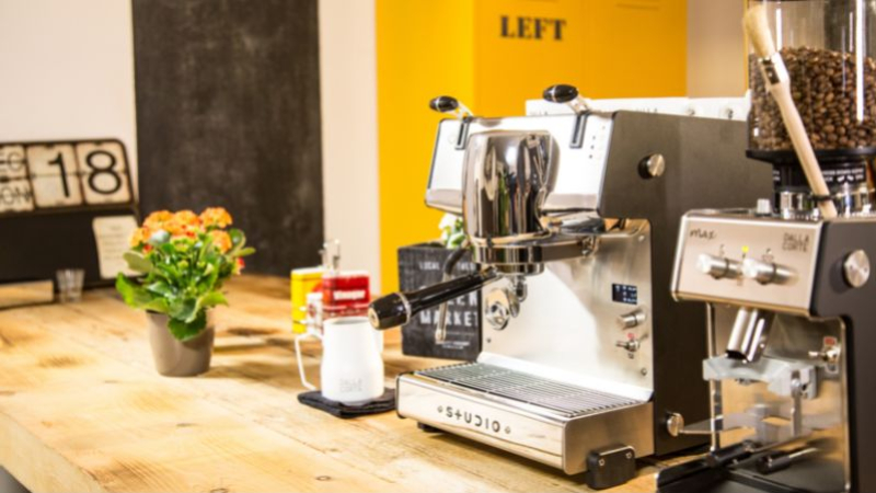 Let’s learn how to properly store coffee