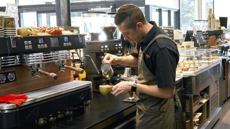 Join Kiwanda cafE'