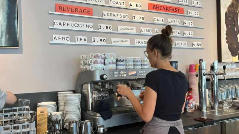 Lend Hotel: inspiration, Art, and Coffee