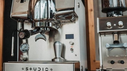 An essential set to carry on your home-barista journey! 