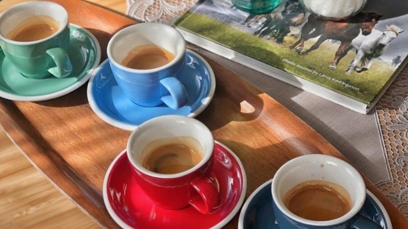 Warm up and take a break, at Kaffi Rju'kandi 