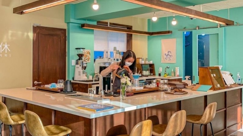 Regenerate yourself at Seonhyu coffee!