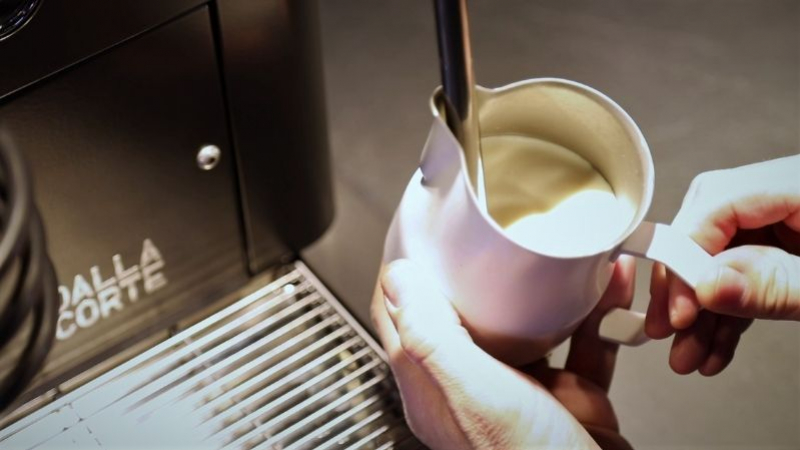 Dalla Corte Zero - new Cool Touch Steam Wands and Cup Heater